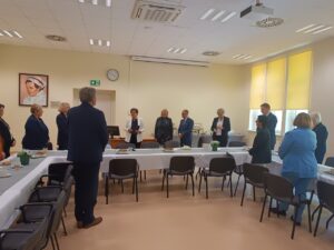 Złożenie życzeń i gratulacji przez Panią Dziekan Prof. Jolantę Kujawę na ręcę Pani Prodziekan OPiP Prof. Ewy Borowiak